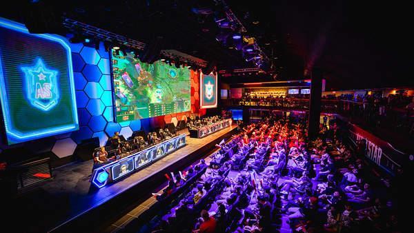 T1零封RNG，T1赛后采访表示重点警惕JDG上野