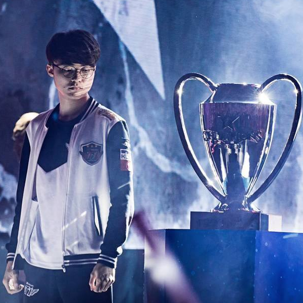 LPL两年观看量对比：失去TheShy，WBG观看量缩减68%！LPL缩水近一半